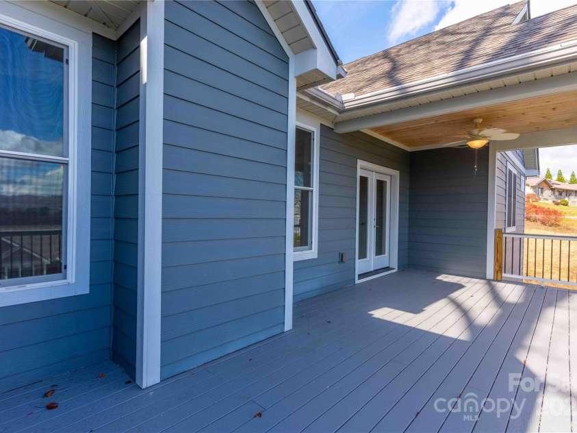 2637 Bowden Lane, Hendersonville, NC 28792.  MLS# CAR4197683, YatesRealty ID 10482. Deck