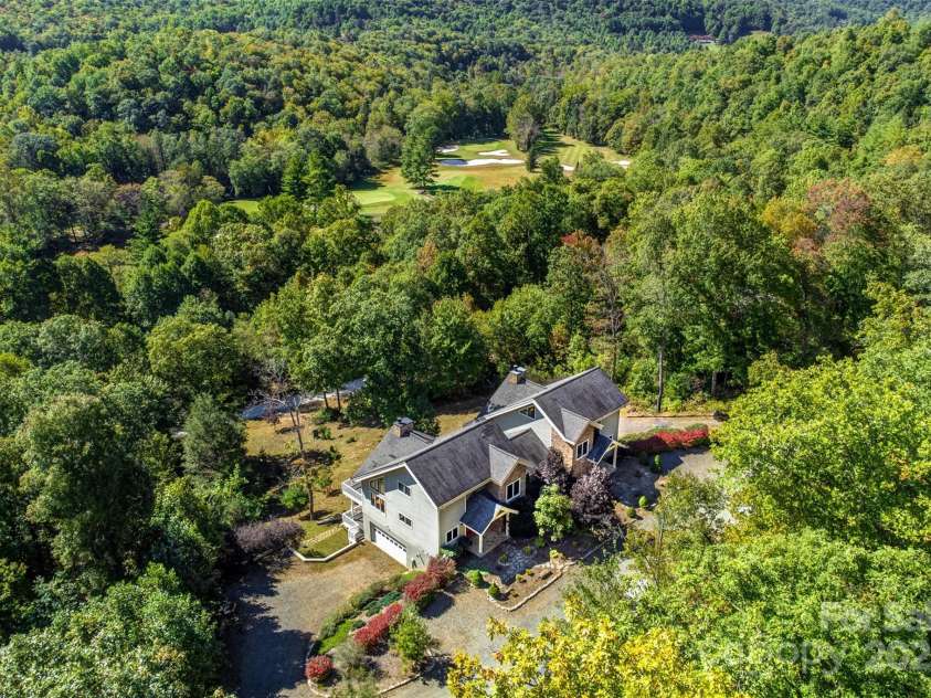 324 Mt. Mitchell Drive, Burnsville, NC 28714.  MLS# CAR4253251, YatesRealty ID 10482. 