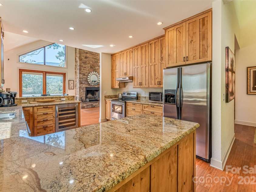 324 Mt. Mitchell Drive, Burnsville, NC 28714.  MLS# CAR4253251, YatesRealty ID 10482. 