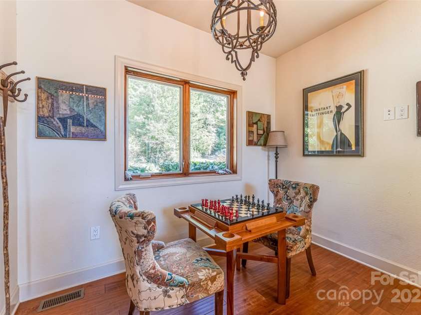 324 Mt. Mitchell Drive, Burnsville, NC 28714.  MLS# CAR4253251, YatesRealty ID 10482. 