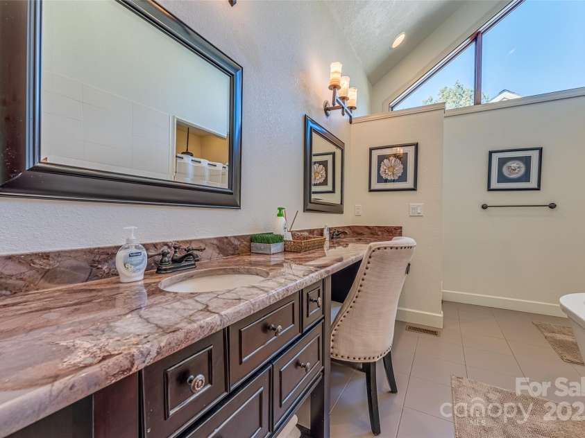 324 Mt. Mitchell Drive, Burnsville, NC 28714.  MLS# CAR4253251, YatesRealty ID 10482. 