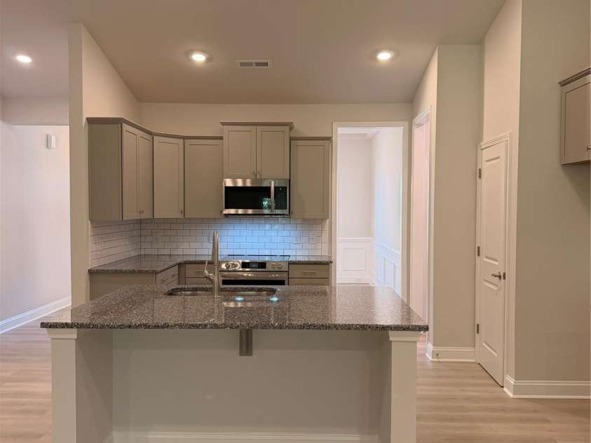 2913 Waterford Lane, Albemarle, NC 28001.  MLS# CAR4304424, YatesRealty ID 10486. Kitchen