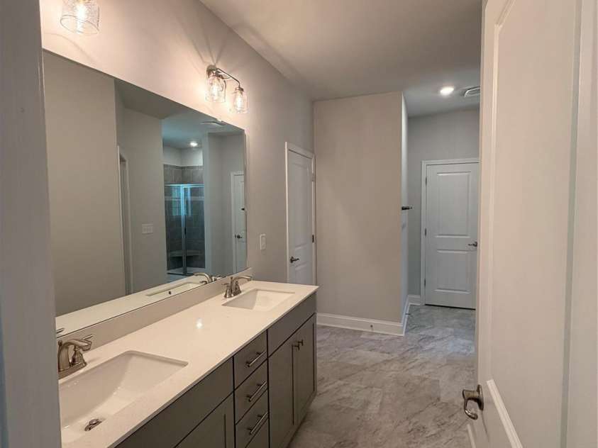 2913 Waterford Lane, Albemarle, NC 28001.  MLS# CAR4304424, YatesRealty ID 10486. Primary bath