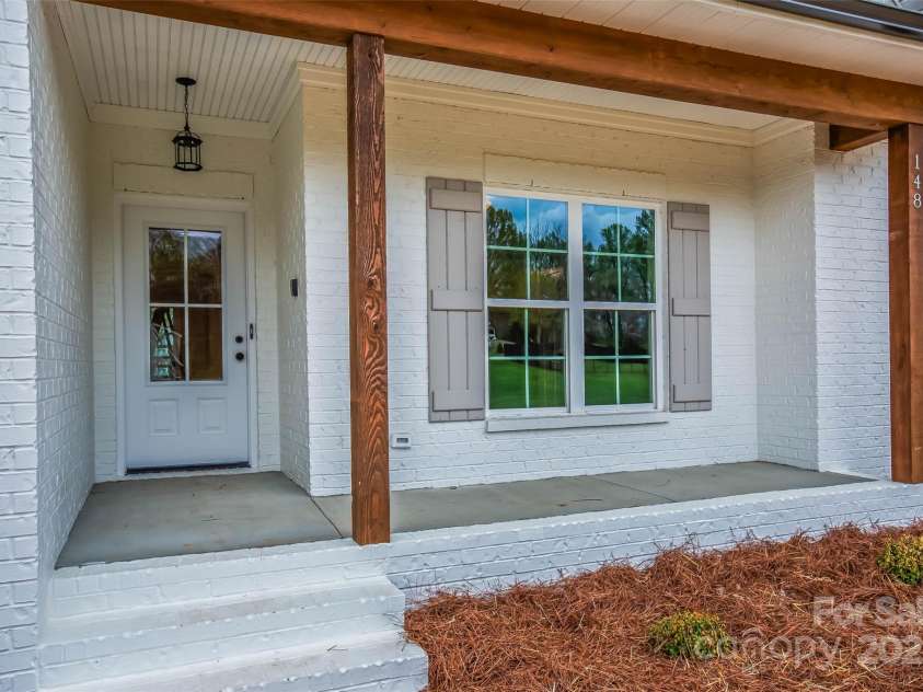 148 Beauchamp Oaks Court, Advance, NC 27006.  MLS# CAR4255017, YatesRealty ID 10489. 