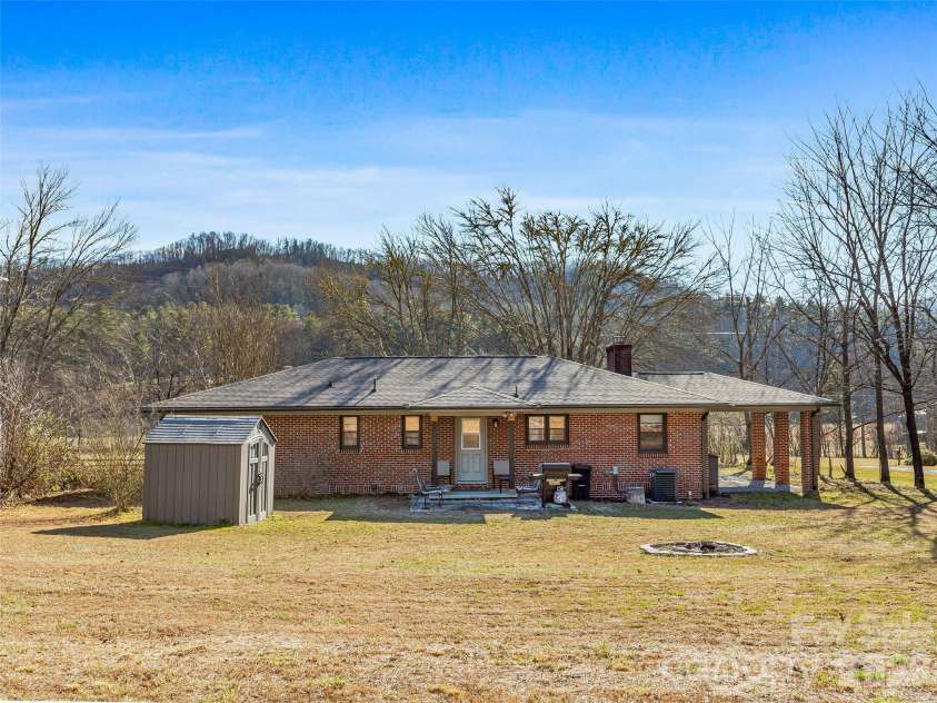3869 Crab Creek Road, Penrose, NC 28739.  MLS# CAR4334438, YatesRealty ID 10491. 