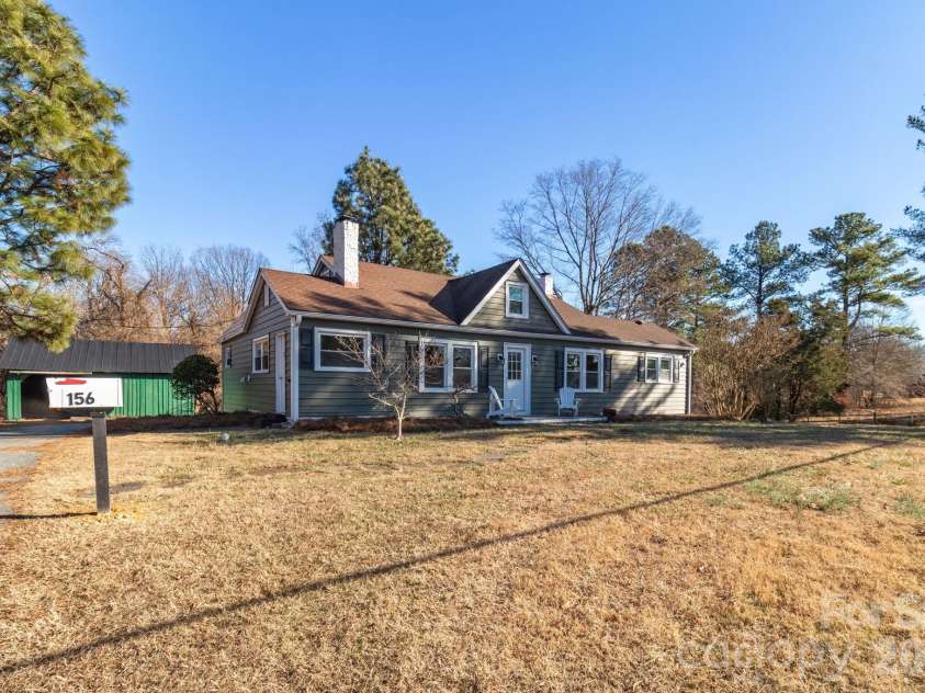 156 Payne Road, Thomasville, NC 27360.  MLS# CAR4337513, YatesRealty ID 10492. 