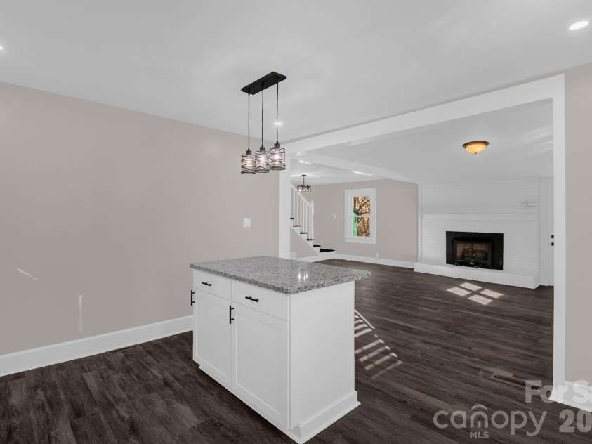 156 Payne Road, Thomasville, NC 27360.  MLS# CAR4337513, YatesRealty ID 10492. 