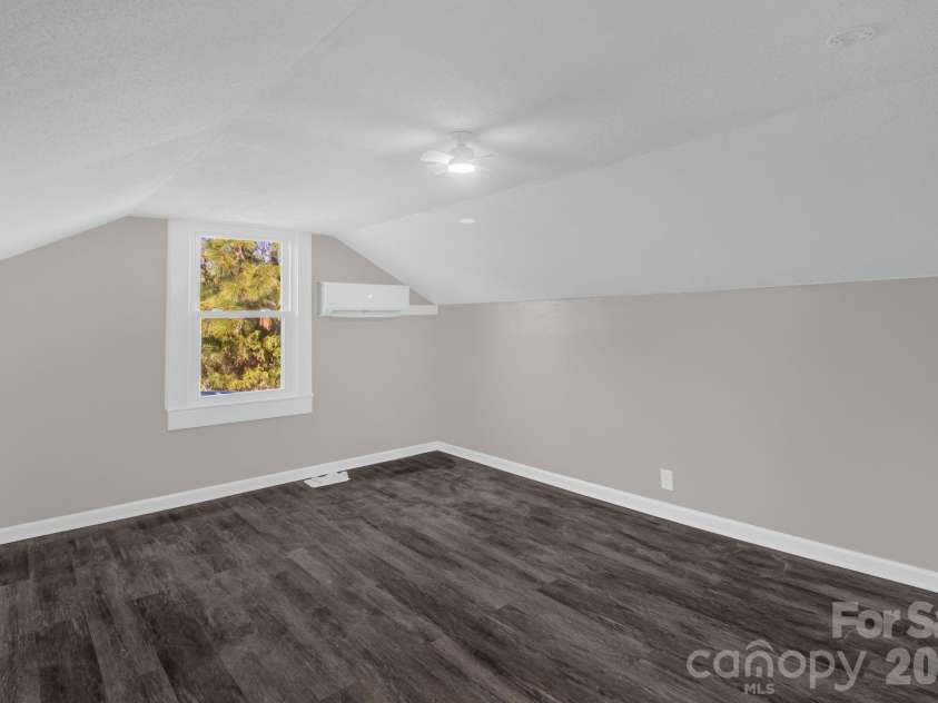 156 Payne Road, Thomasville, NC 27360.  MLS# CAR4337513, YatesRealty ID 10492. 