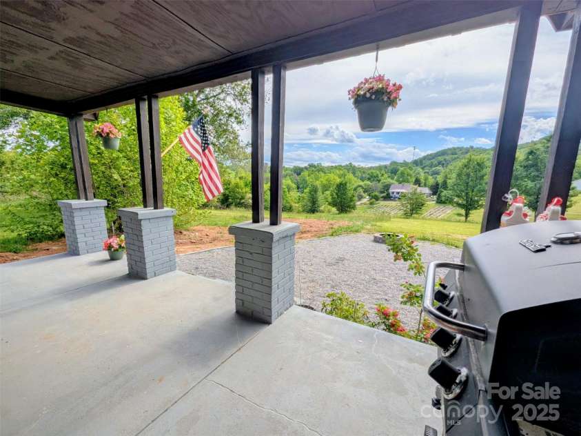2991 Brad Deal Road, Valdese, NC 28690.  MLS# CAR4254989, YatesRealty ID 10492. 