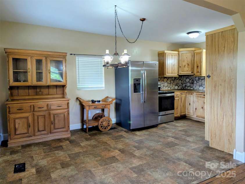 2991 Brad Deal Road, Valdese, NC 28690.  MLS# CAR4254989, YatesRealty ID 10492. 