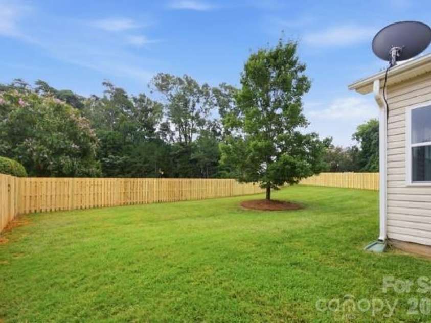 3671 Burnage Hall Road, Harrisburg, NC 28075.  MLS# CAR4343906, YatesRealty ID 10494. 
