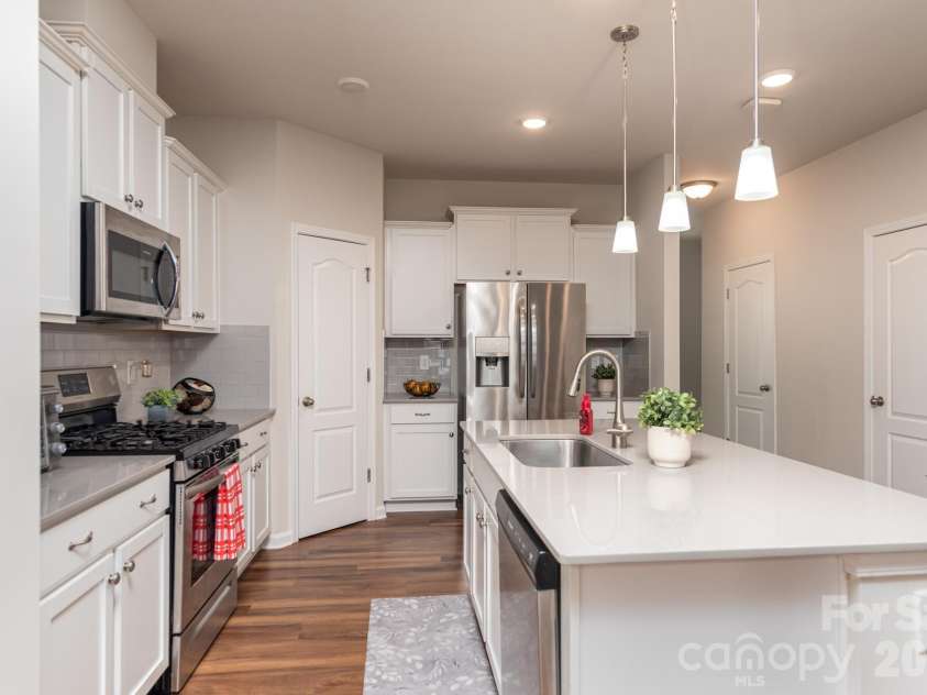 11316 Westbranch Parkway, Davidson, NC 28036.  MLS# CAR4343272, YatesRealty ID 10495. 