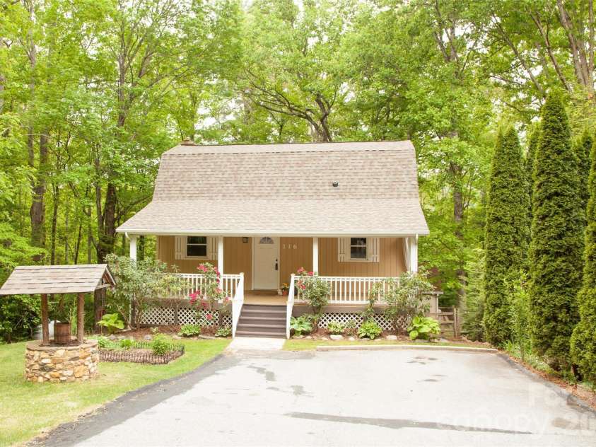 116 Vehorn Road, Fairview, NC 28730.  MLS# CAR4345277, YatesRealty ID 10496. 