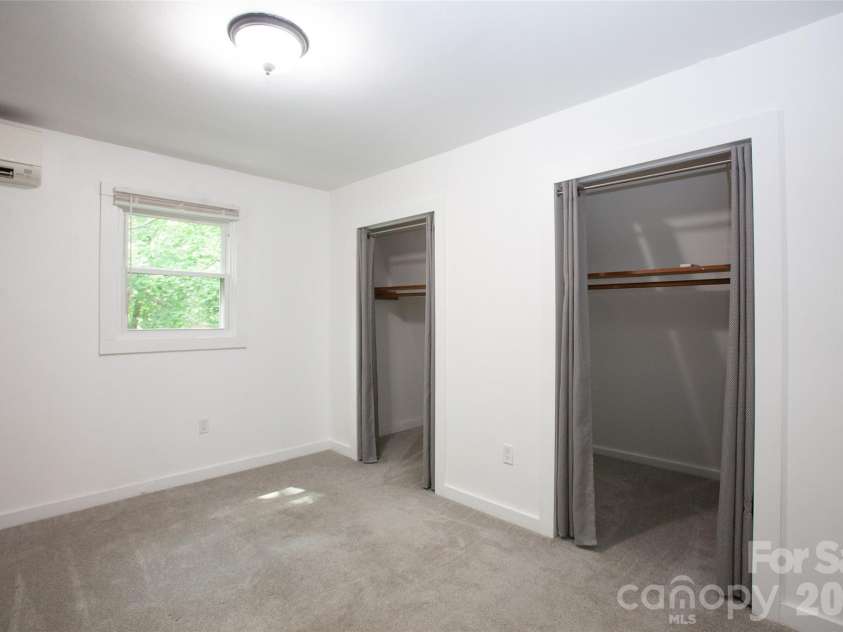116 Vehorn Road, Fairview, NC 28730.  MLS# CAR4345277, YatesRealty ID 10496. 