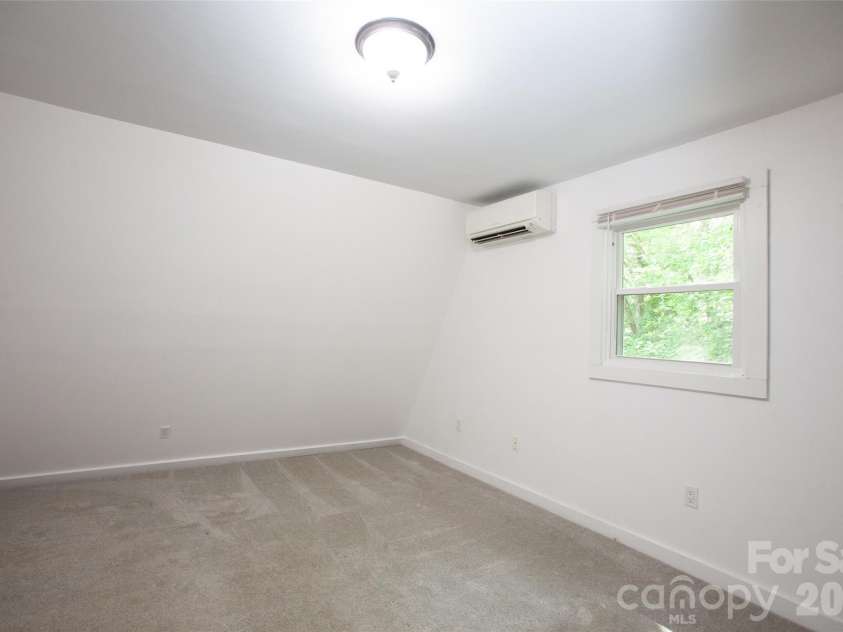116 Vehorn Road, Fairview, NC 28730.  MLS# CAR4345277, YatesRealty ID 10496. 