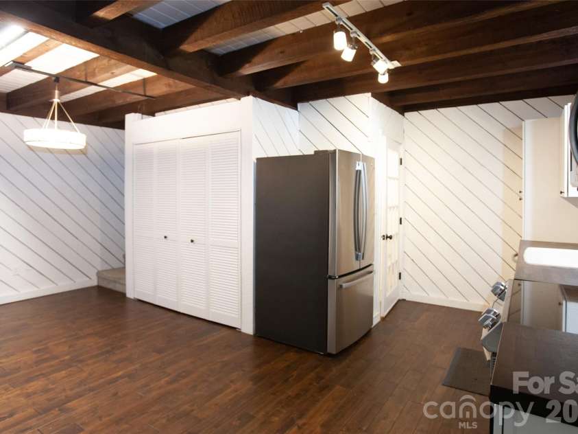 116 Vehorn Road, Fairview, NC 28730.  MLS# CAR4345277, YatesRealty ID 10496. Dining Area