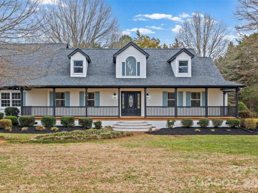 4912 York Highway, Rock Hill, SC 29732.  MLS# CAR4347047, YatesRealty ID 10498. 