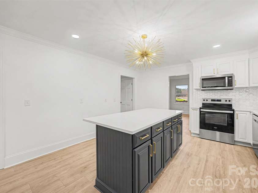 4912 York Highway, Rock Hill, SC 29732.  MLS# CAR4347047, YatesRealty ID 10498. 