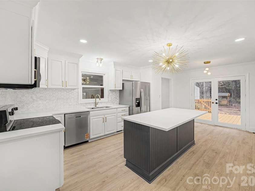 4912 York Highway, Rock Hill, SC 29732.  MLS# CAR4347047, YatesRealty ID 10498. 