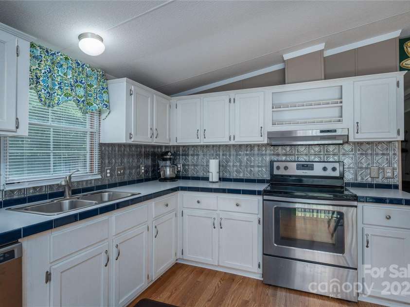 1219 Neely Smith Lane, Gastonia, NC 28056.  MLS# CAR4297721, YatesRealty ID 105. 