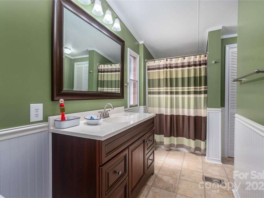 1219 Neely Smith Lane, Gastonia, NC 28056.  MLS# CAR4332846, YatesRealty ID 105. 