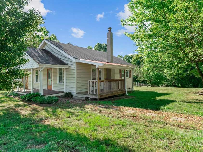 1516 Brock Road, Yadkinville, NC 27055.  MLS# CAR4253863, YatesRealty ID 105. 