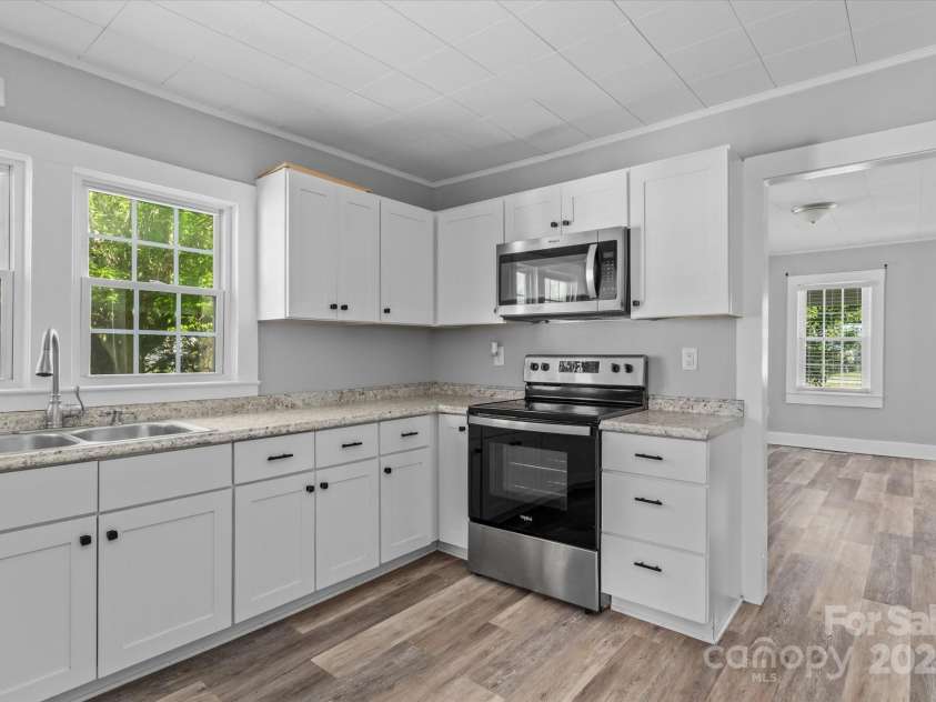 1516 Brock Road, Yadkinville, NC 27055.  MLS# CAR4253863, YatesRealty ID 105. 