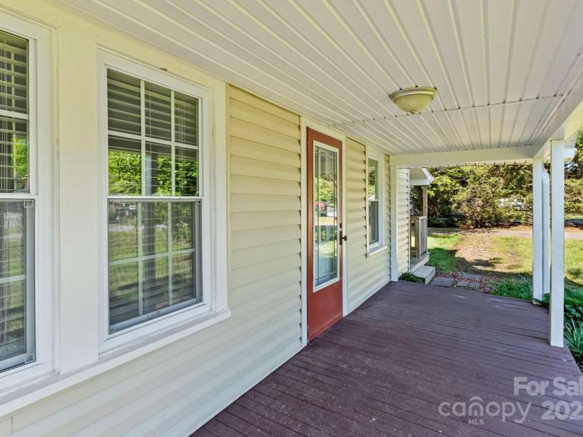 1516 Brock Road, Yadkinville, NC 27055.  MLS# CAR4253863, YatesRealty ID 105. 