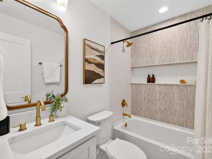 1711 Brookdale Avenue, Charlotte, NC 28210.  MLS# CAR4319037, YatesRealty ID 1050. 