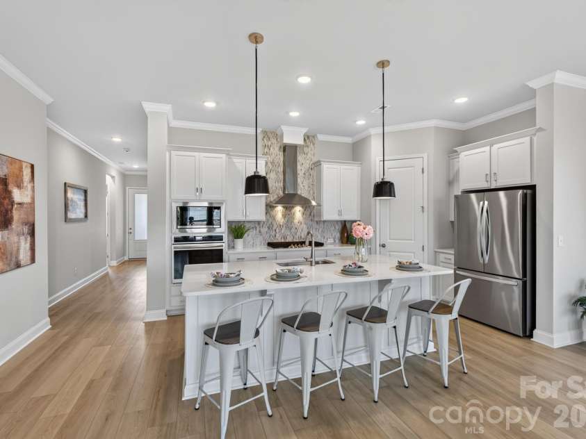 1306 Idyllic Lane, Waxhaw, NC 28173.  MLS# CAR4400609, YatesRealty ID 10501. Kitchen