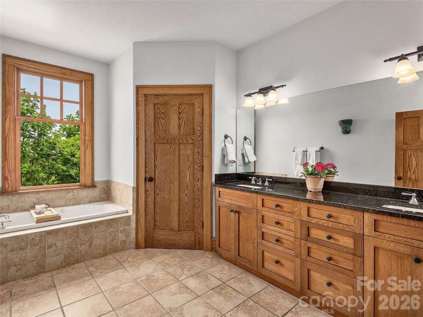 457 Coopers Hawk Drive, Asheville, NC 28803.  MLS# CAR4356580, YatesRealty ID 10502. 