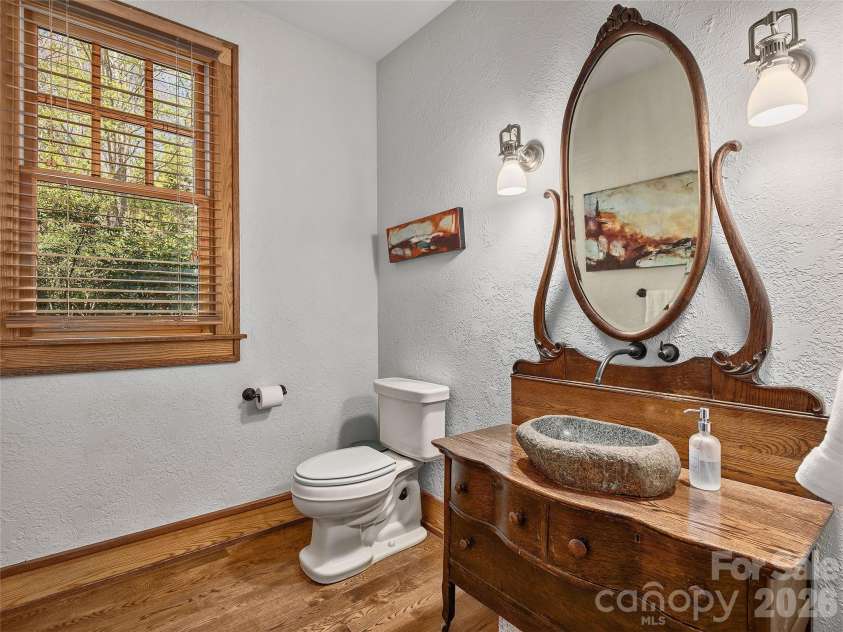 457 Coopers Hawk Drive, Asheville, NC 28803.  MLS# CAR4356580, YatesRealty ID 10502. 