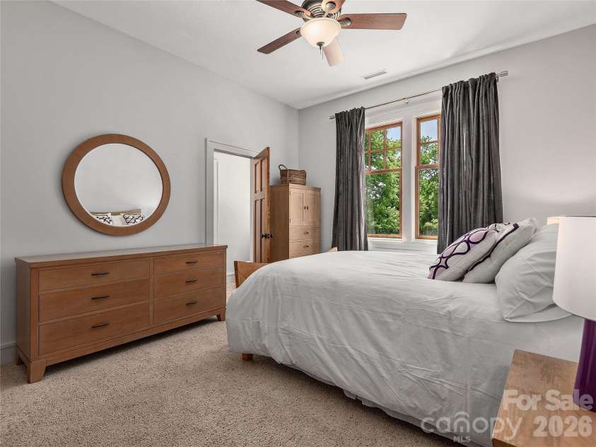 457 Coopers Hawk Drive, Asheville, NC 28803.  MLS# CAR4356580, YatesRealty ID 10502. 