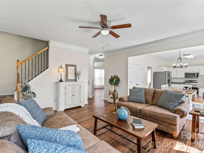 112 Audubon Avenue, Mooresville, NC 28117.  MLS# CAR4352520, YatesRealty ID 10504. 