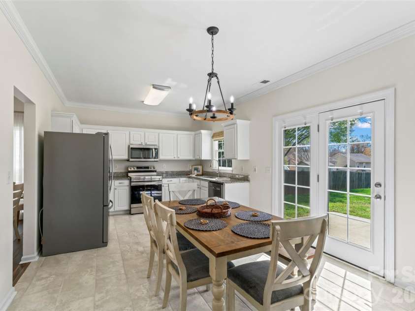 112 Audubon Avenue, Mooresville, NC 28117.  MLS# CAR4352520, YatesRealty ID 10504. 