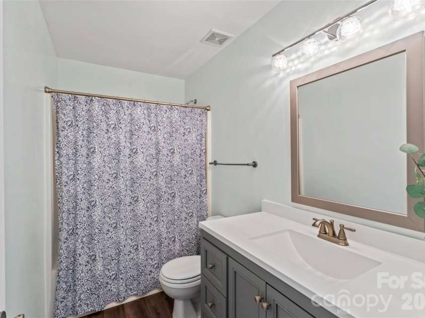 112 Audubon Avenue, Mooresville, NC 28117.  MLS# CAR4352520, YatesRealty ID 10504. 