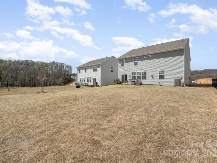 2039 Morning Gold Drive, Maiden, NC 28650.  MLS# CAR4238909, YatesRealty ID 10504. 