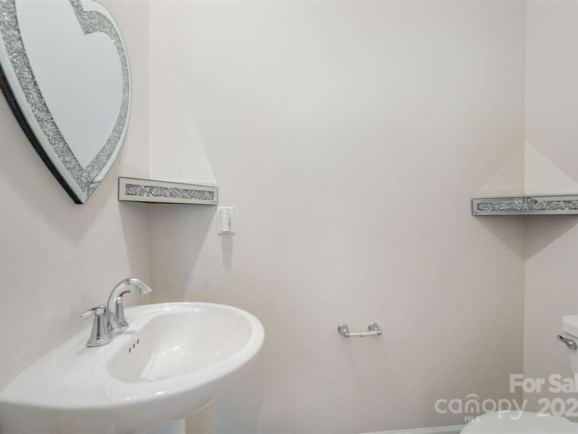 2039 Morning Gold Drive, Maiden, NC 28650.  MLS# CAR4238909, YatesRealty ID 10504. 