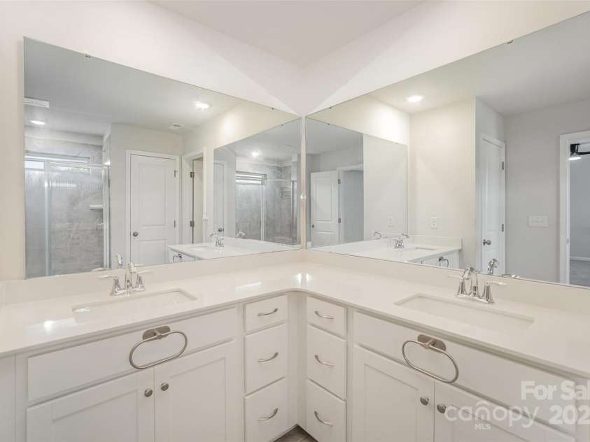 2039 Morning Gold Drive, Maiden, NC 28650.  MLS# CAR4238909, YatesRealty ID 10504. 