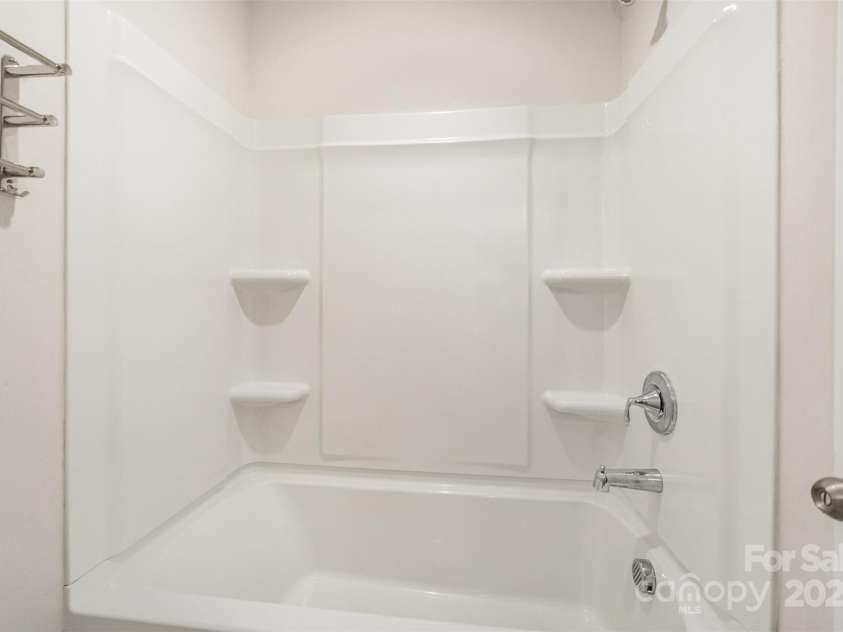 2039 Morning Gold Drive, Maiden, NC 28650.  MLS# CAR4238909, YatesRealty ID 10504. 