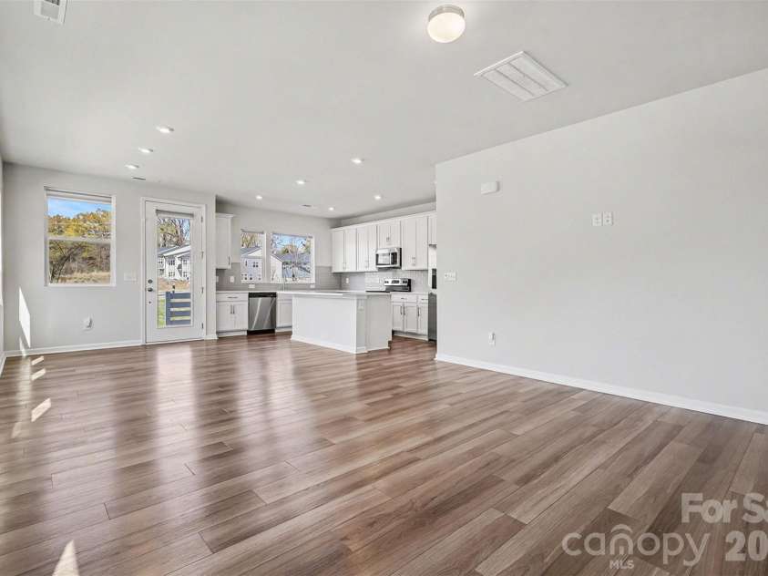 105 Renny Alley, Charlotte, NC 28217.  MLS# CAR4414720, YatesRealty ID 10506. 