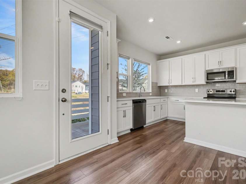 105 Renny Alley, Charlotte, NC 28217.  MLS# CAR4414720, YatesRealty ID 10506. 