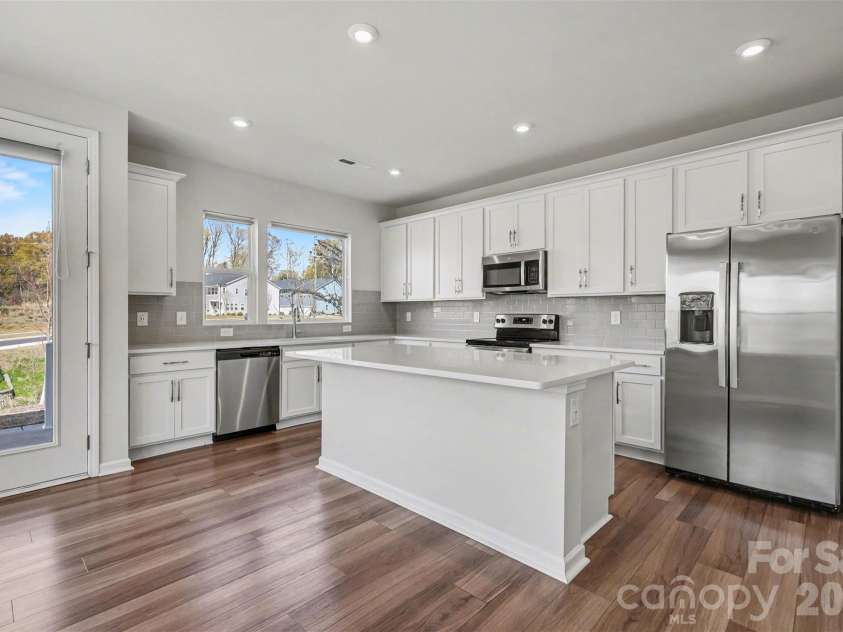 105 Renny Alley, Charlotte, NC 28217.  MLS# CAR4414720, YatesRealty ID 10506. 