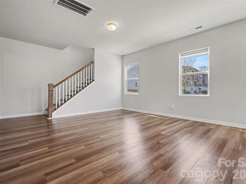 105 Renny Alley, Charlotte, NC 28217.  MLS# CAR4414720, YatesRealty ID 10506. 