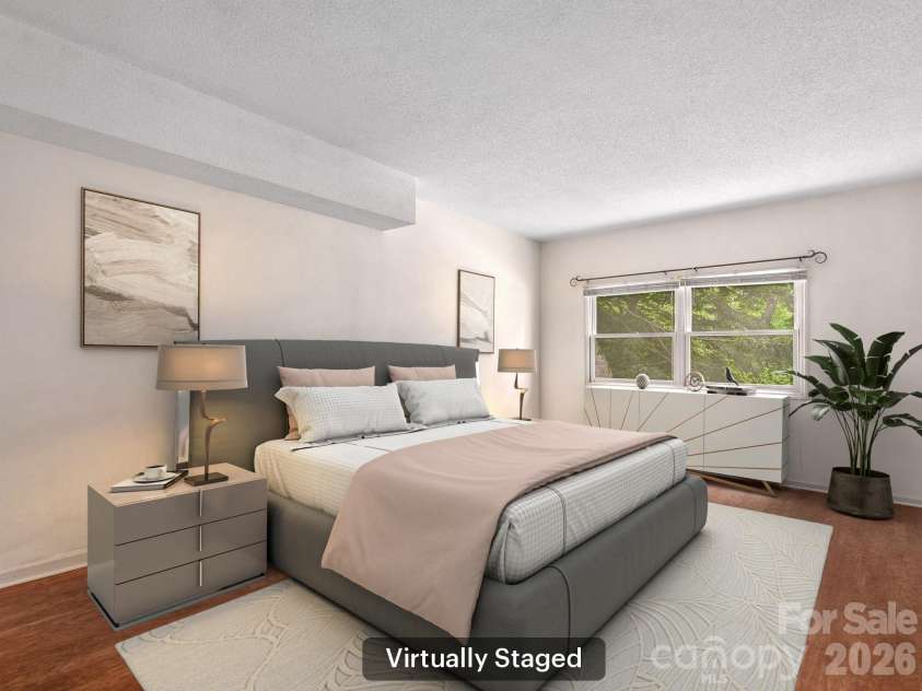 20 Cedarcliff Circle, Asheville, NC 28803.  MLS# CAR4360512, YatesRealty ID 10507. 