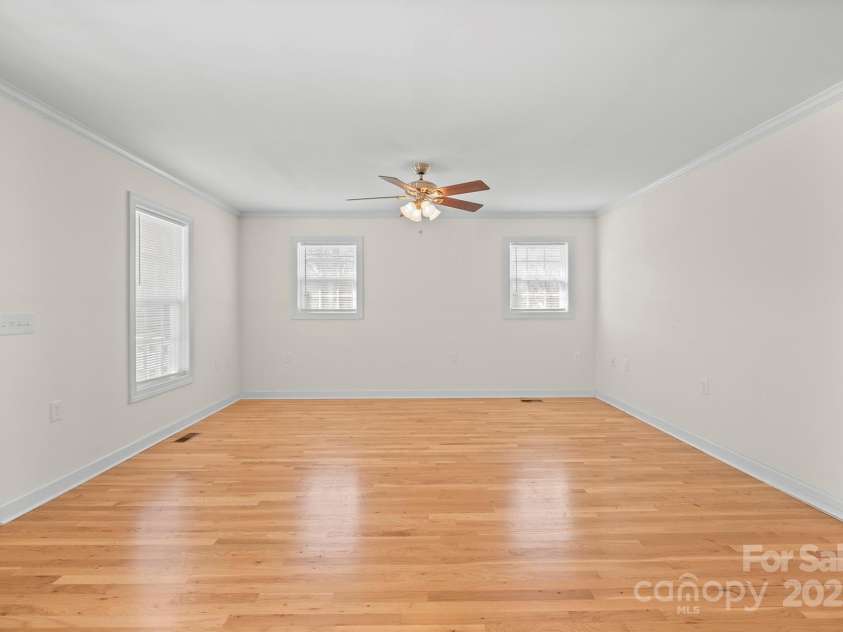 3117 Craig Avenue, Valdese, NC 28690.  MLS# CAR4238105, YatesRealty ID 10507. 