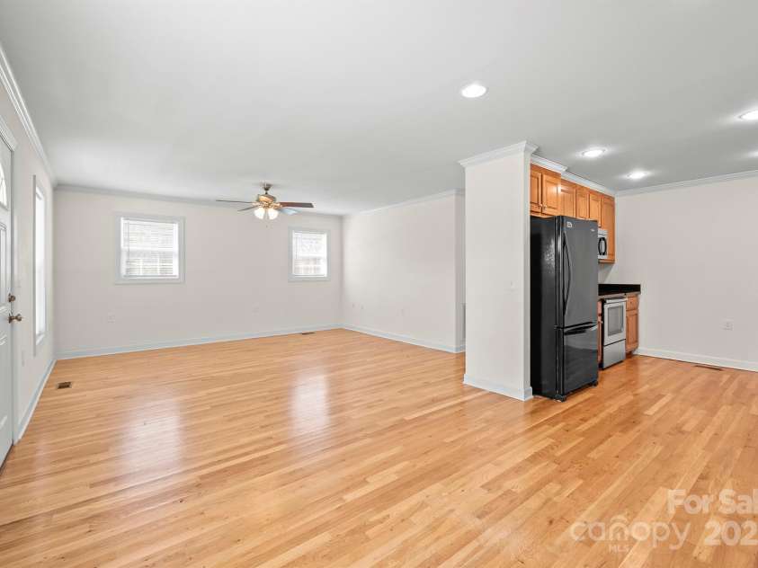 3117 Craig Avenue, Valdese, NC 28690.  MLS# CAR4238105, YatesRealty ID 10507. 