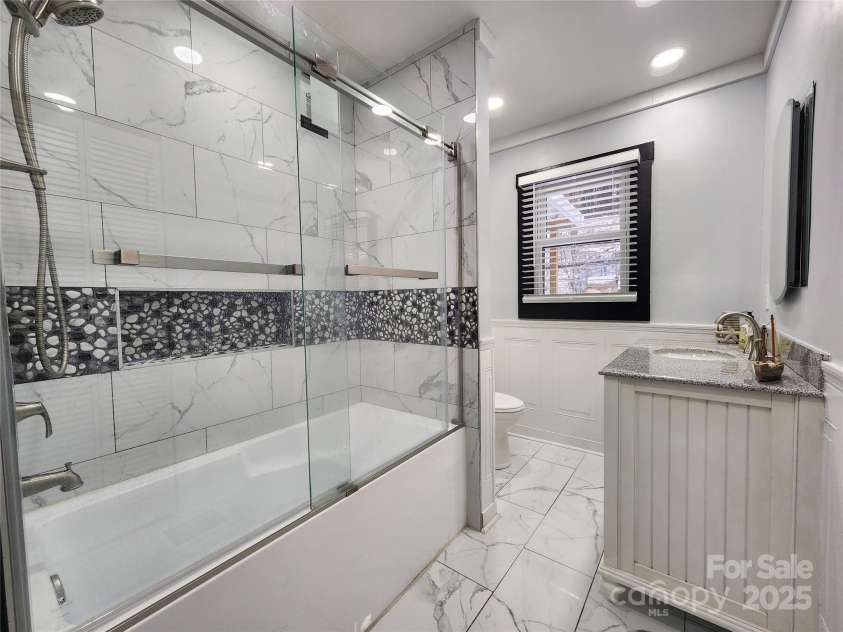 2740 New Leicester Highway, Leicester, NC 28748.  MLS# CAR4212480, YatesRealty ID 10508. 