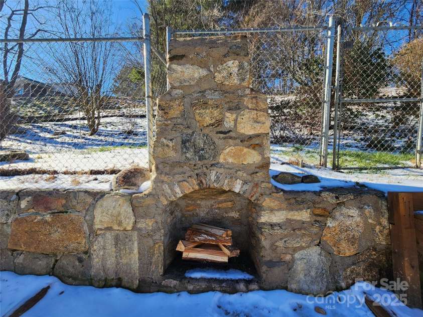 2740 New Leicester Highway, Leicester, NC 28748.  MLS# CAR4212480, YatesRealty ID 10508. 