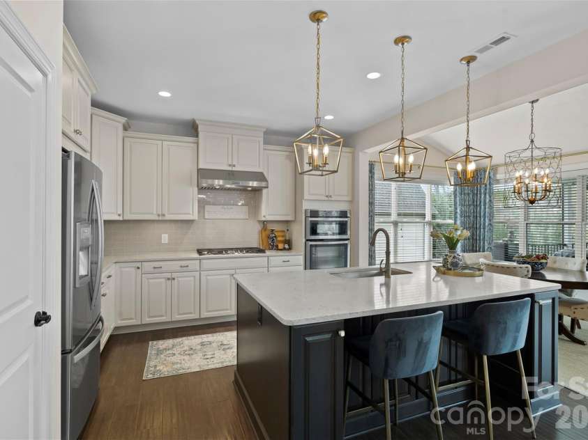1015 Chippenham Avenue, Lancaster, SC 29720.  MLS# CAR4362086, YatesRealty ID 10509. 